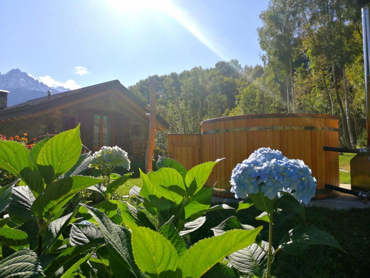 Chalet Cuore Selvatico Monno Exterior photo